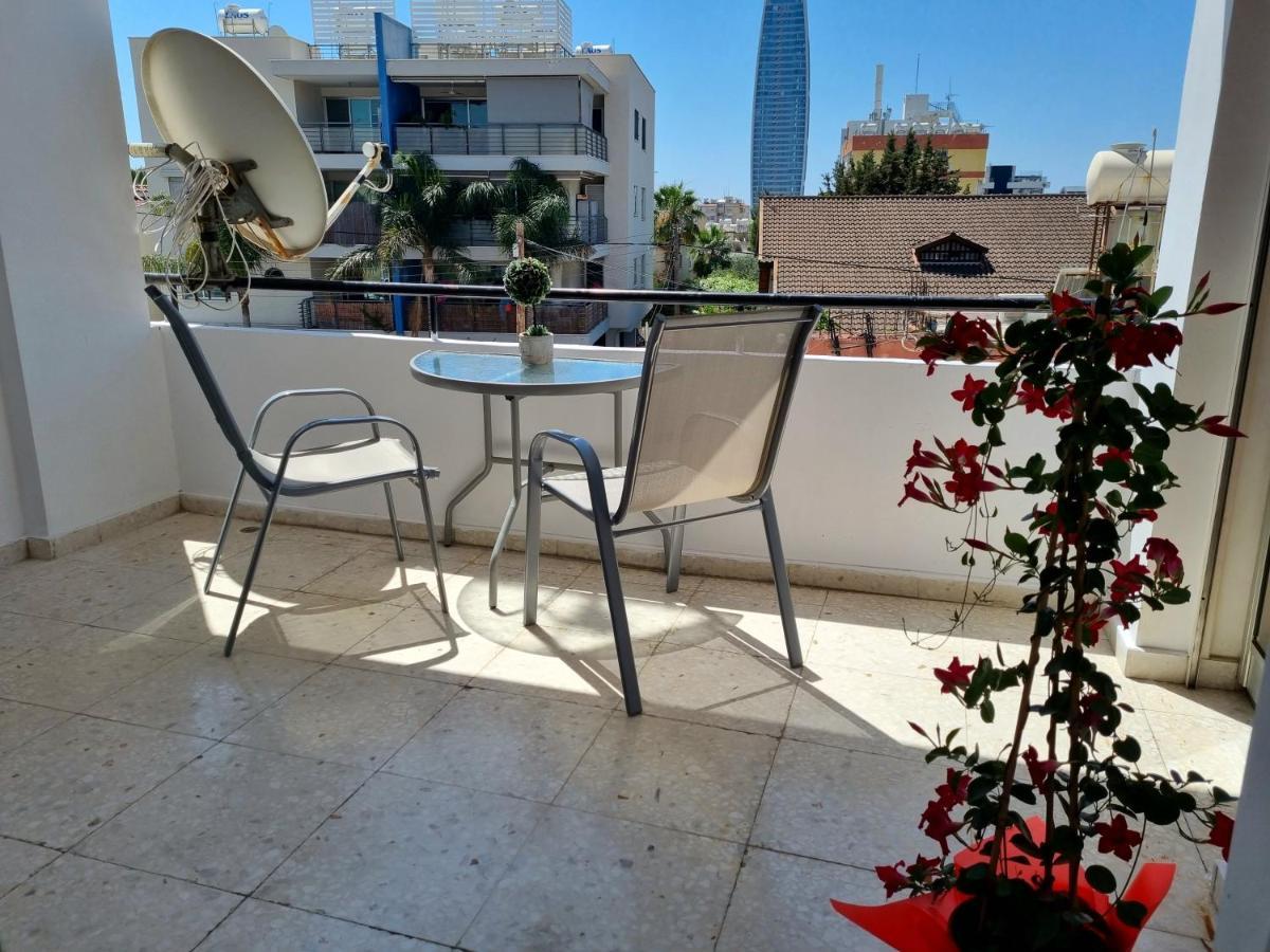 Ikaros Boutique Apartment Limassol Exterior foto